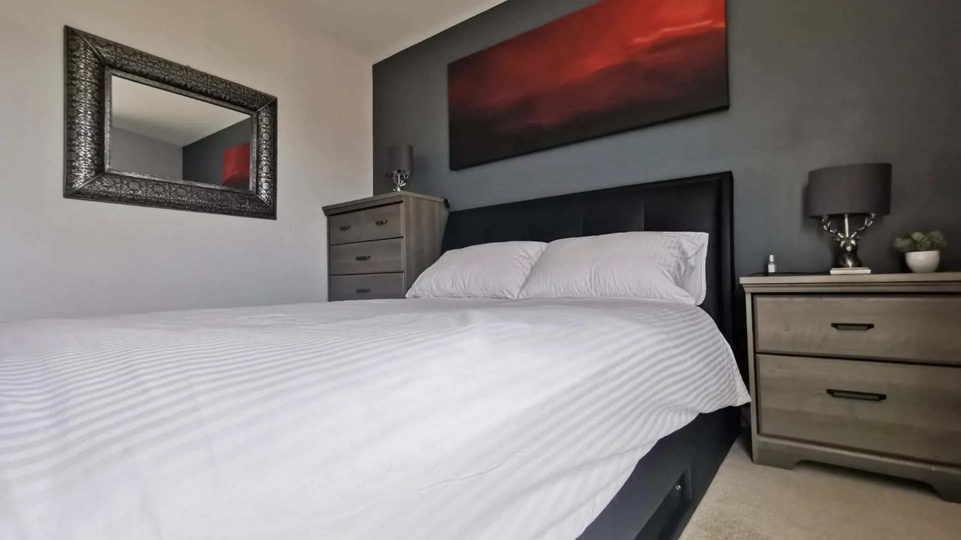 Luxury Marina View Apartment Swansea 0*,